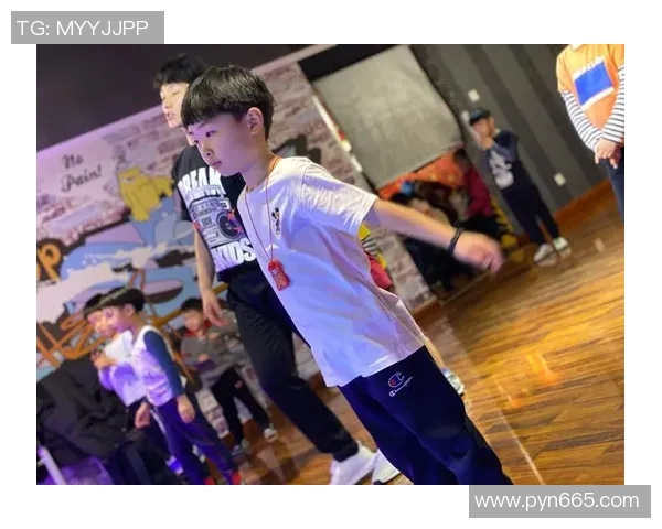 广州街舞队创新高引领街舞意识新潮流全城热舞掀起热潮