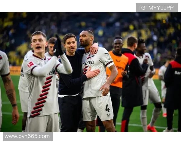 巴伦西亚与埃菲斯激战正酣谁能在欧冠赛场笑到最后