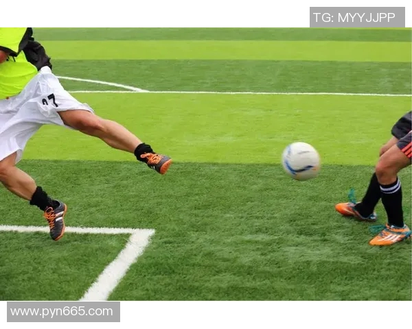 清莱联与狮子港的激烈对决展现泰国足球的魅力与竞争力 清莱联与狮子港的激烈对决展现泰国足球的魅力与竞争力