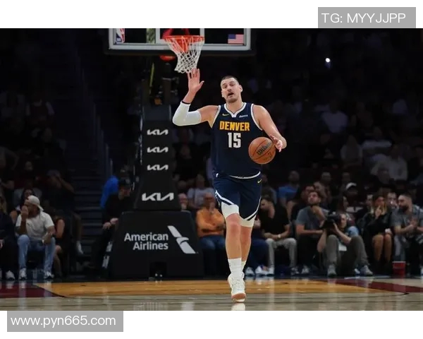 约基奇再创历史三双纪录助掘金锁定西部第一地位