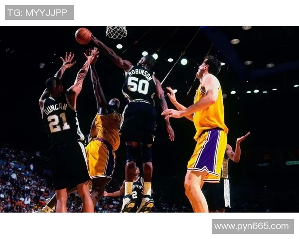 2007年湖人与马刺的激烈对决回顾及其对NBA历史的影响分析