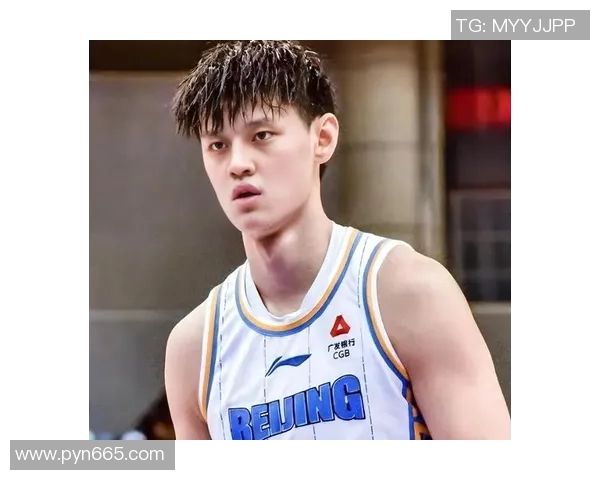 2017年CBA季后赛北京队与上海队激战回顾与精彩瞬间分析