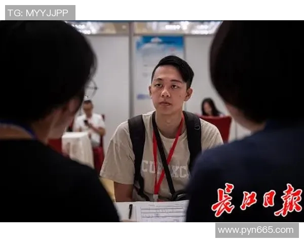 付豪：在挑战与机遇中不断成长的青年创业者之路