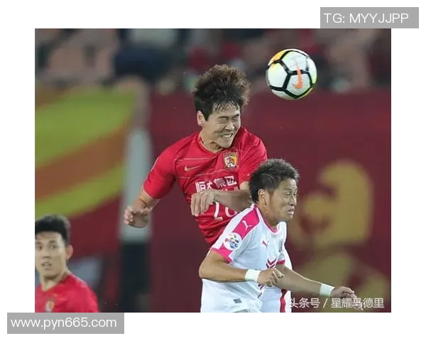 央视解说恒大对阵美洲队精彩回顾与赛后分析全景呈现